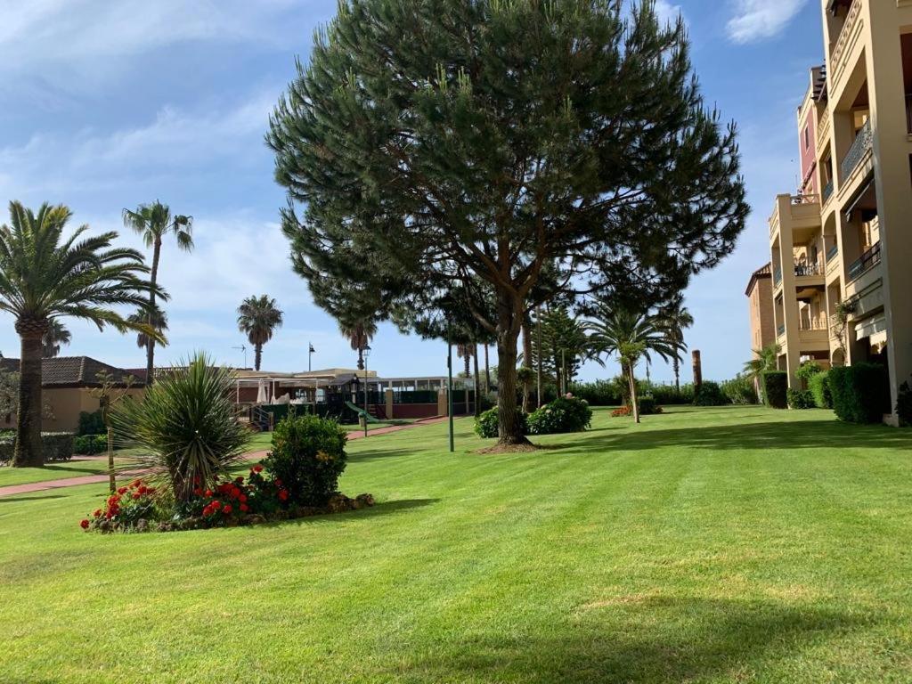 Apartamentos Isla Canela Kültér fotó
